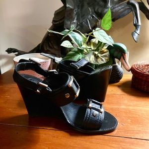 Tory Burch leather Wedge open toe shoe Black , 6 1/2—3 inch heel great condition